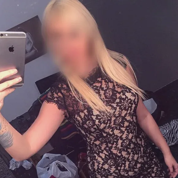 Bianca, 31