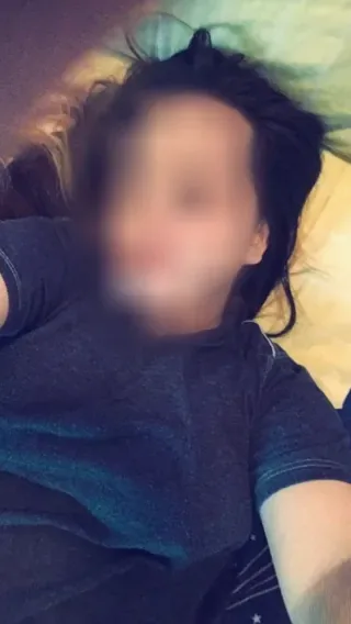 Claudia, 28