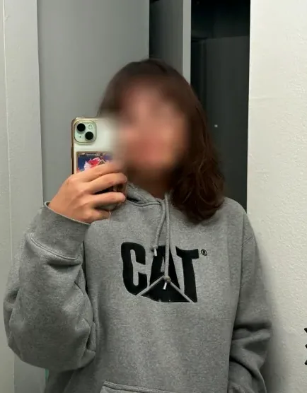 Cordula, 24