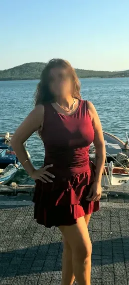 Ingrid, 30