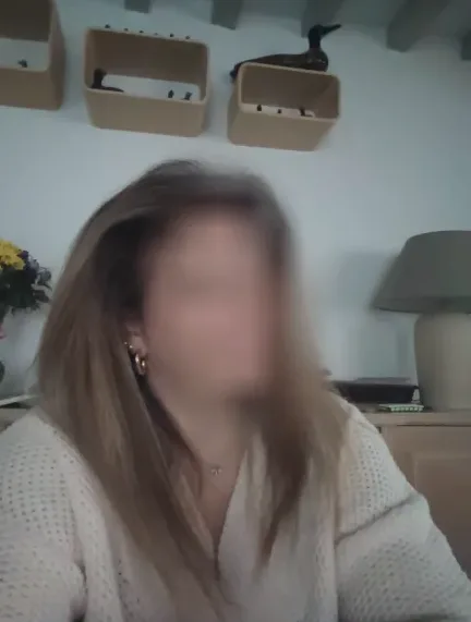 Ivana, 38