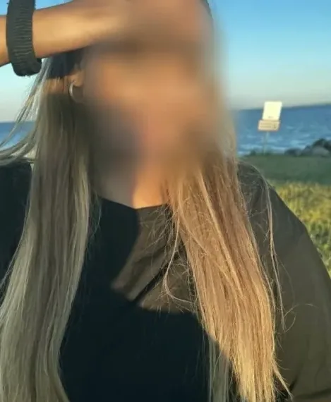 Jennifer, 20