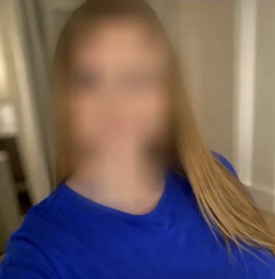 Katharina, 39