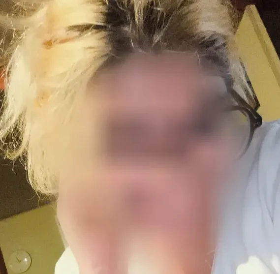 Lea, 35