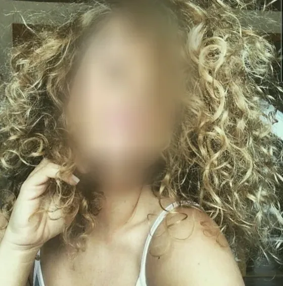 Lejla, 25