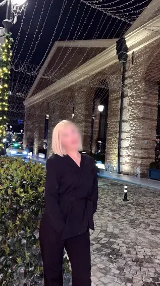 Lena, 21