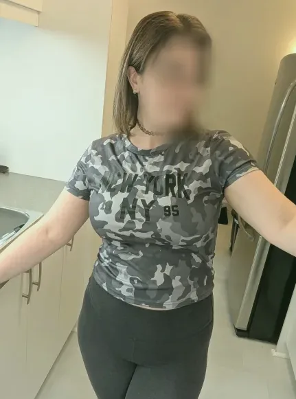 Martina, 29