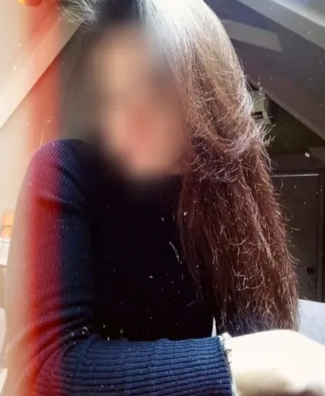 Sabine, 35