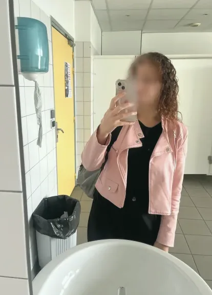 Vanessa, 20